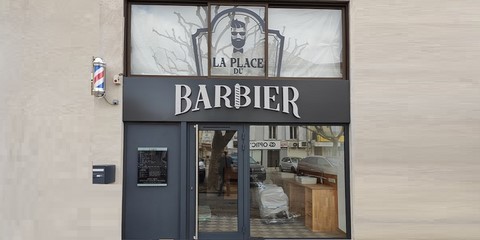La Place du Barbier Oraison